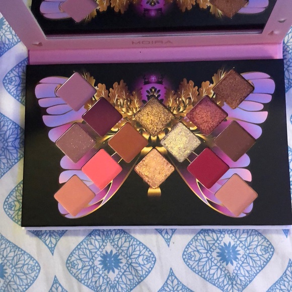 Moira Glow and Gleam Palette - Picture 2 of 3